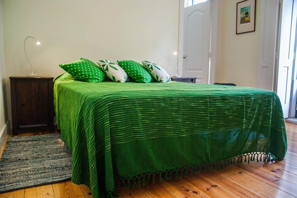 Castelo Terrace Apartments 1