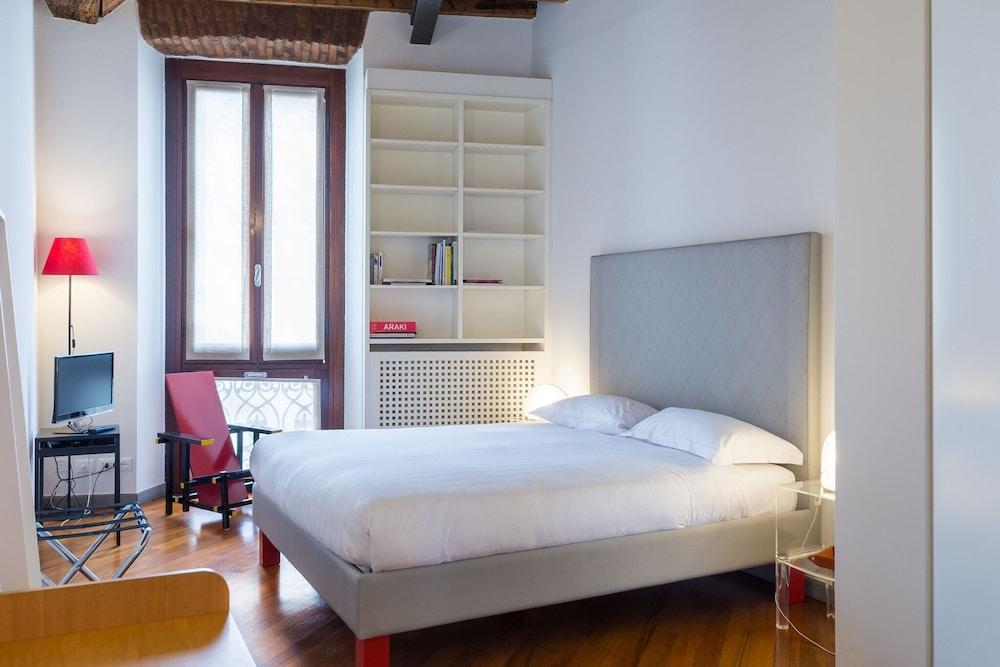 Brera 20 Apartment 2