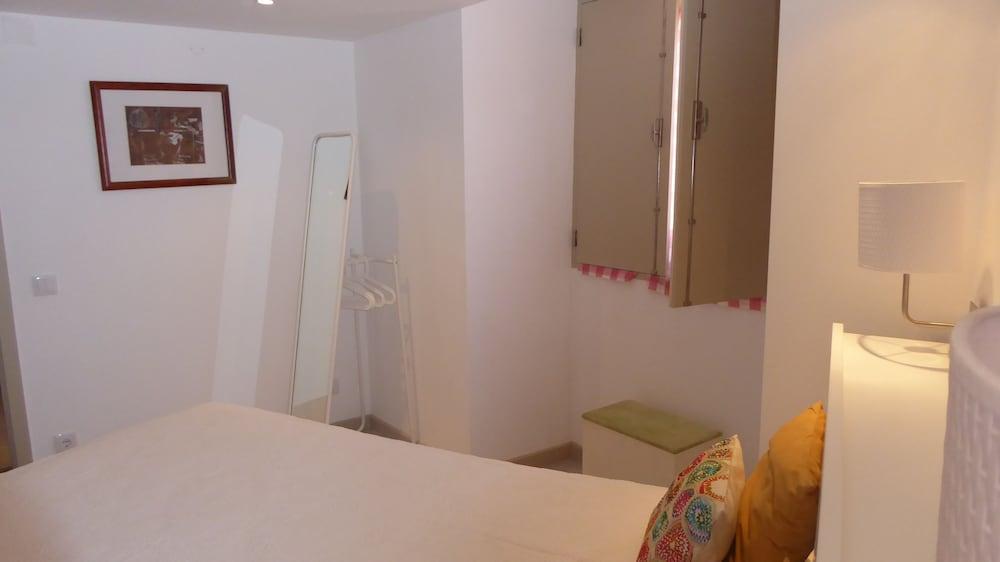 Dobairro Suites at Principe Real 1