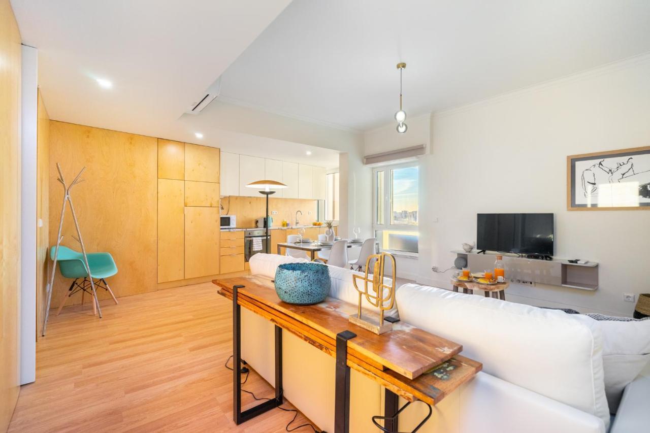 Whome | Anjos Stylish Apartment #10 1