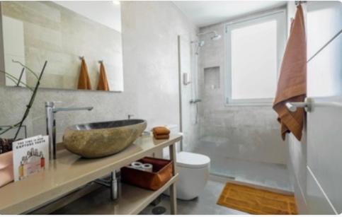 Pool Jacuzzi Home of Tulio 1