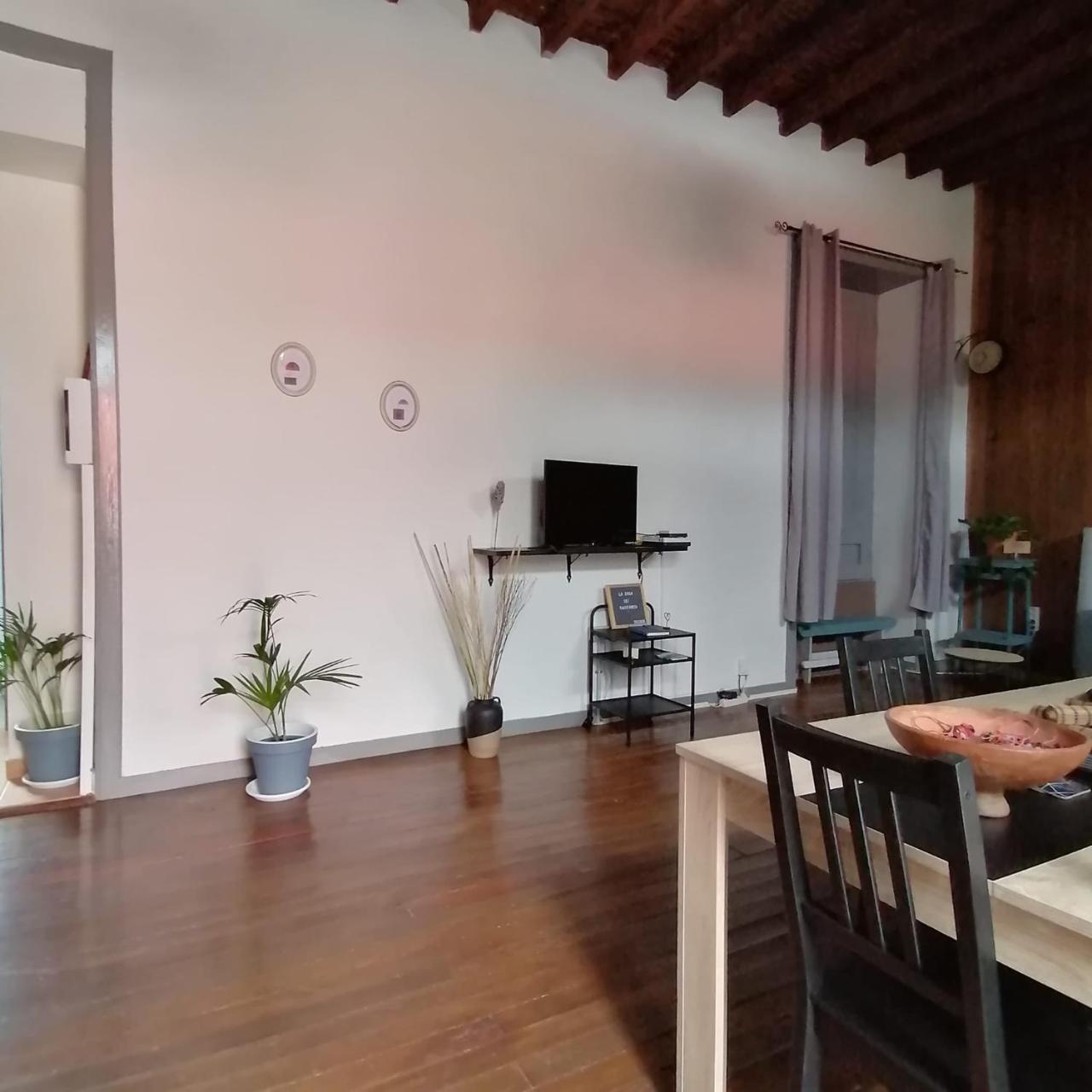 La Casa Del Barranco 1