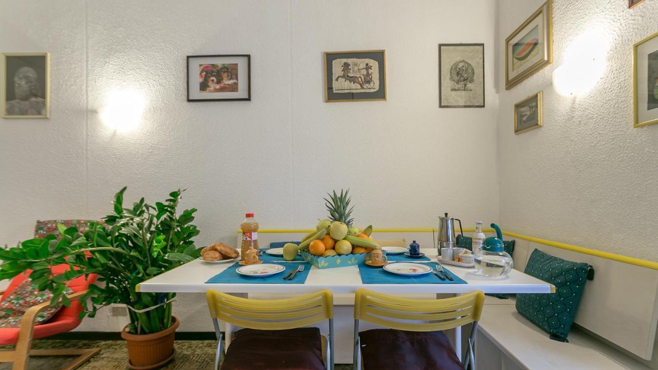 Titty House - Crocetta 2