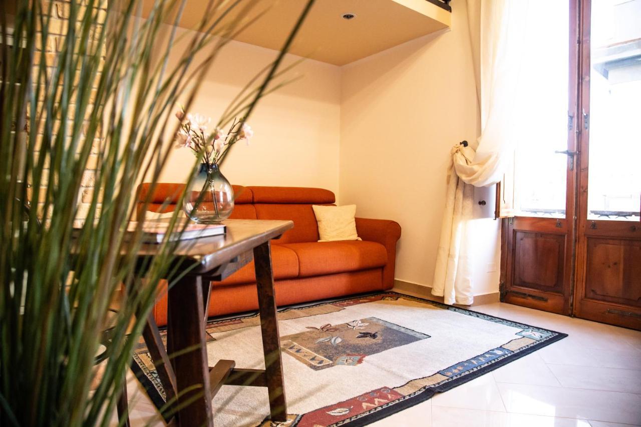 Manno 81 - Charming Historic Apartment 2