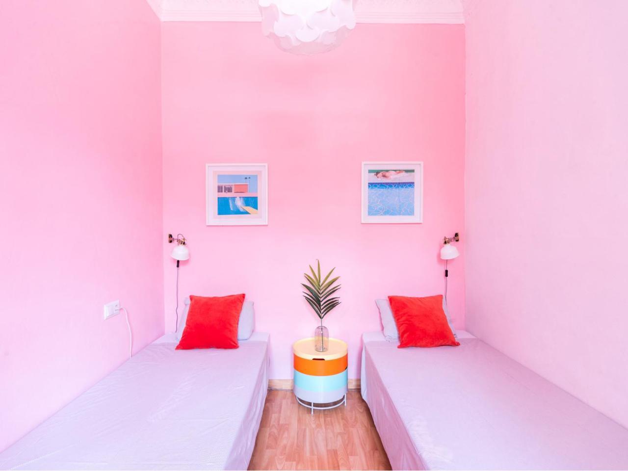 Sunny Central Apartment with a 100m2 City Oasis 2