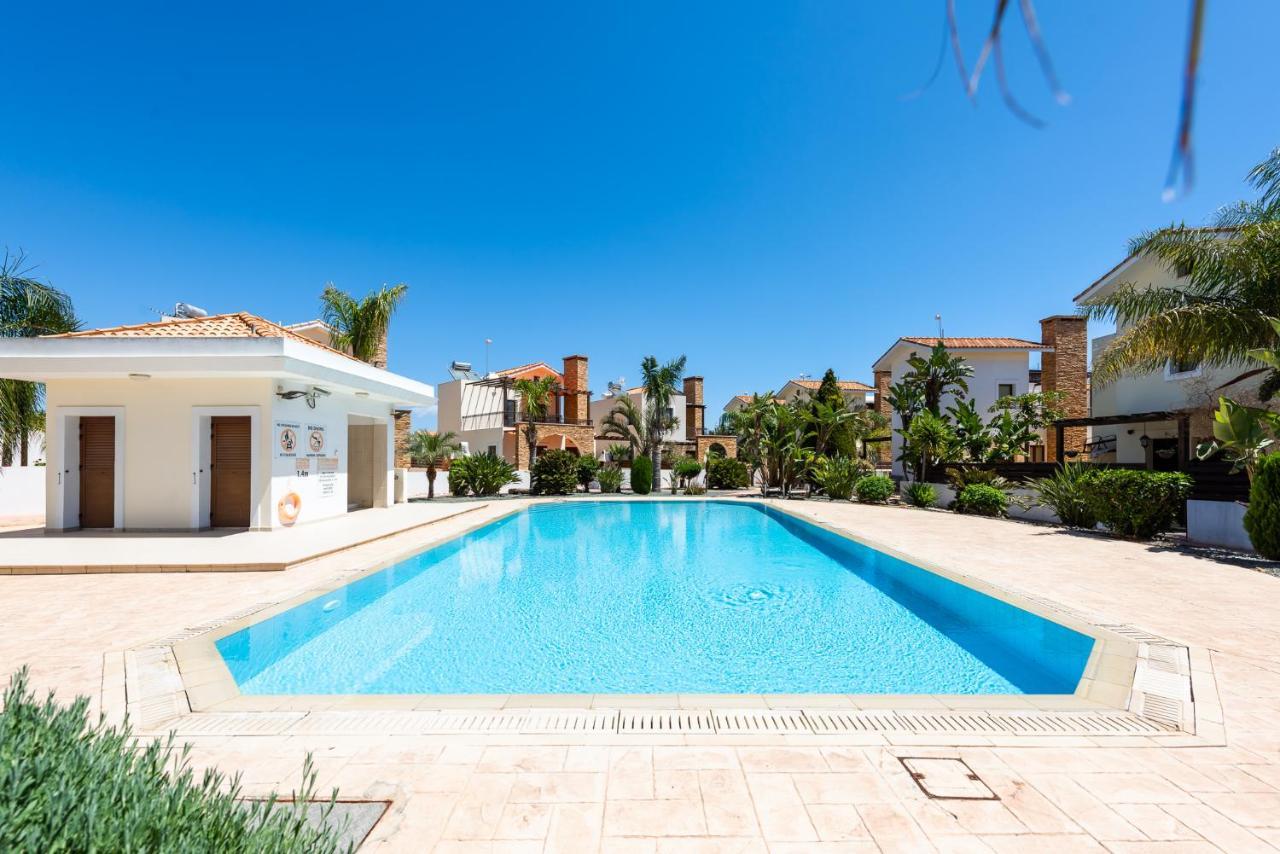 Villa Alexandra by Ezoria Villas 2