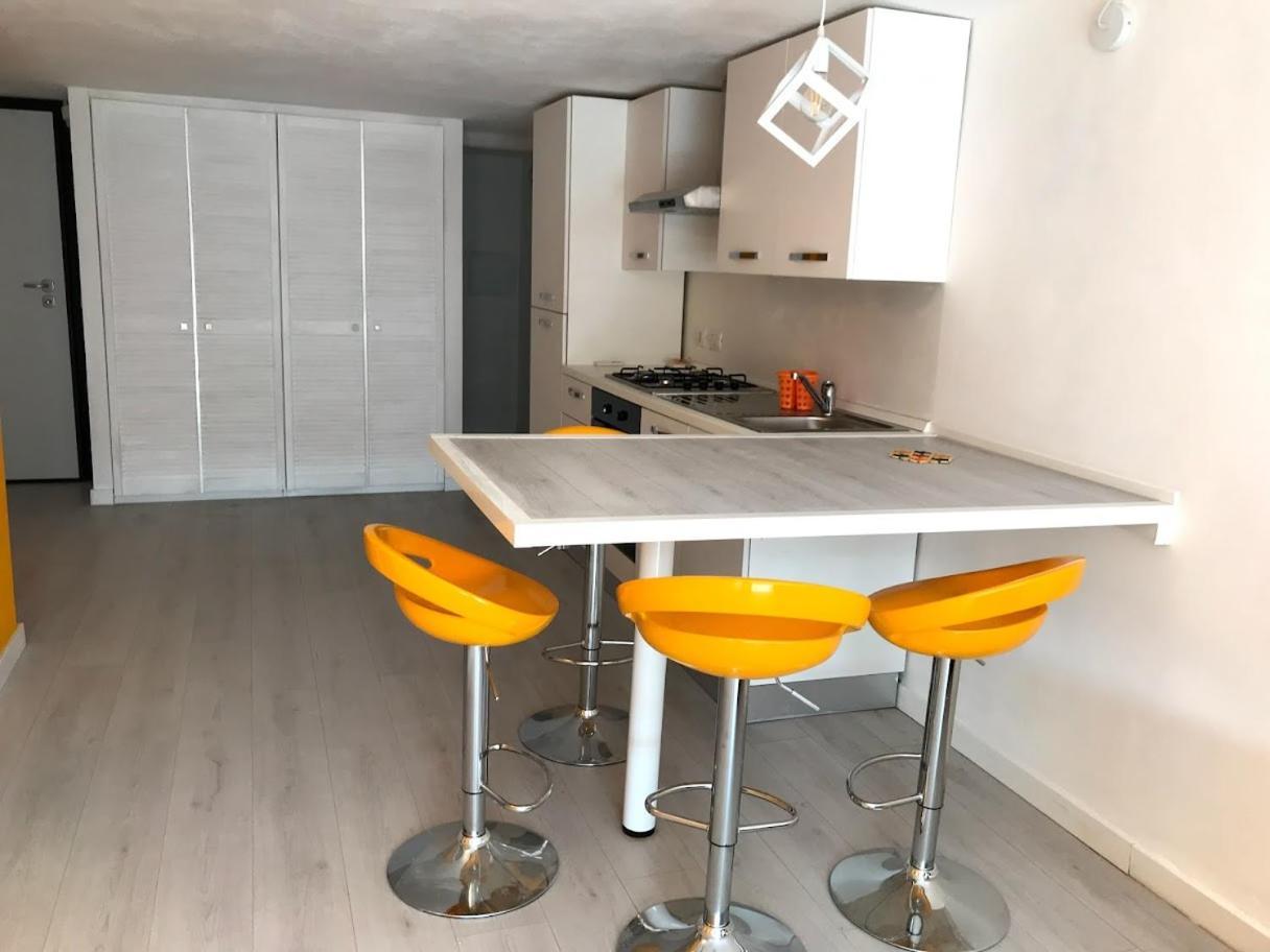 A 5 Passi Dal Centro 1