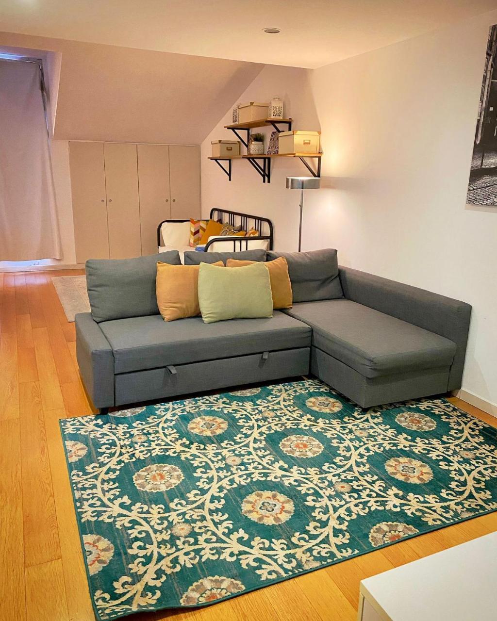 Ola Lisbon - Principe Real IV 1