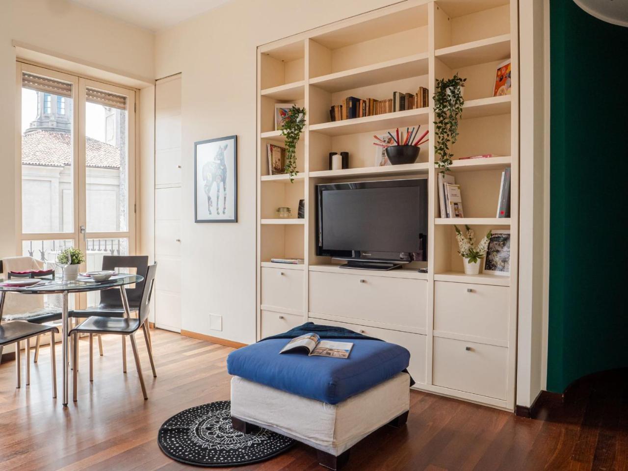 The Best Rent - Bright Two Rooms Apartment Near Cattolica University 1