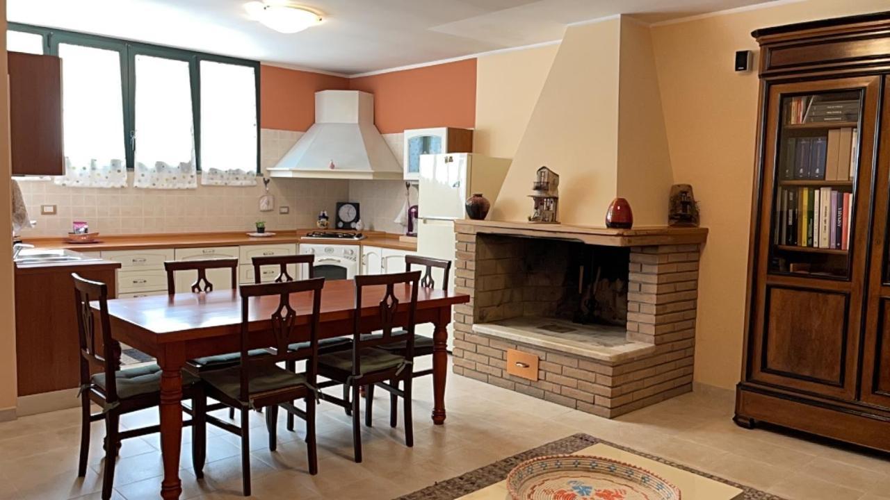 A Due Passi Dalla Citta 1