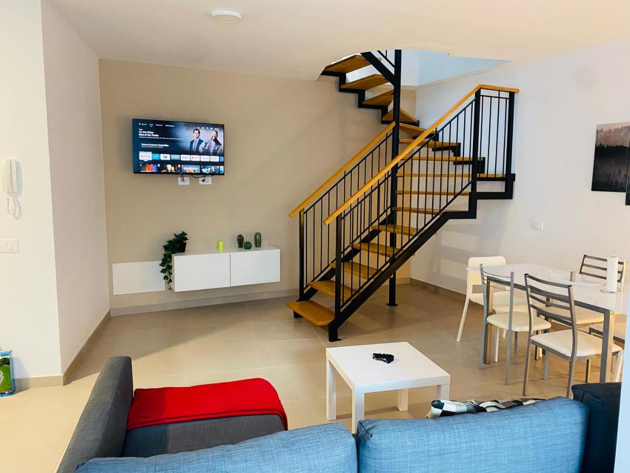 Duplex de 2 Habitaciones Y 2 Banos Y Con Jackuzzi Privado 1