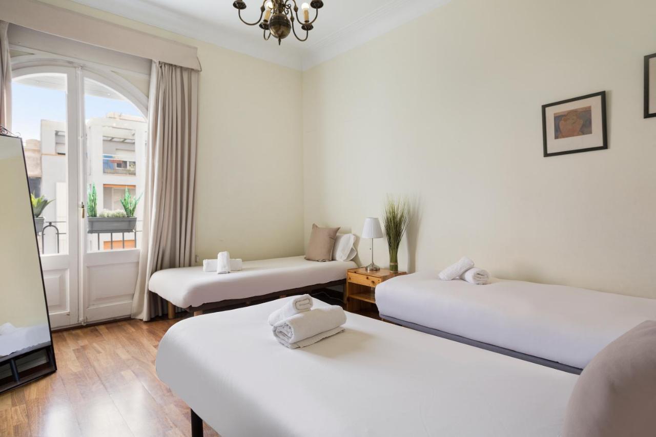 Large & Beautiful Apartment 4min From Passeig de Gracia 2