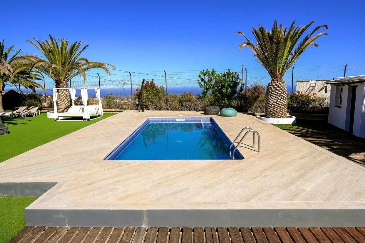 Villa Rural Casa Blanca by Tenerife Rental And Sales