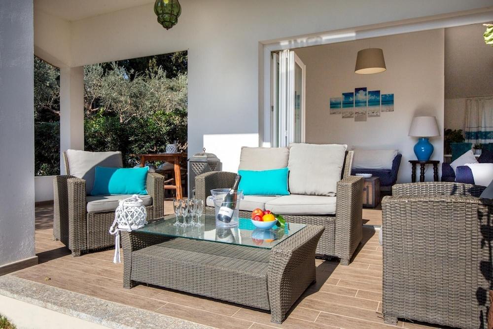 Sardinia Hostay Holiday House with Garden Sant'isidoro 2