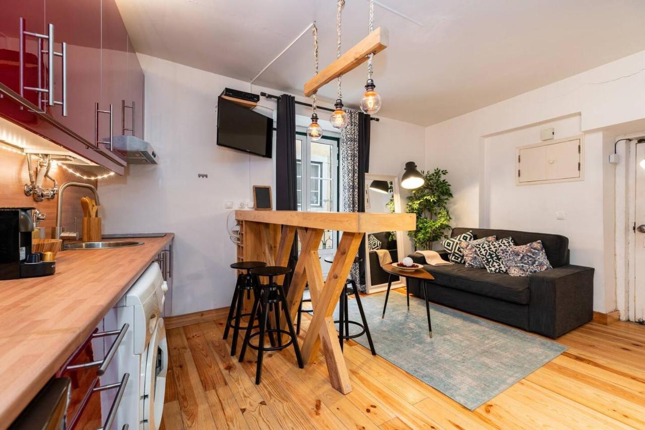 1 Bedroom Apartment - TV Da Madalena 03 1