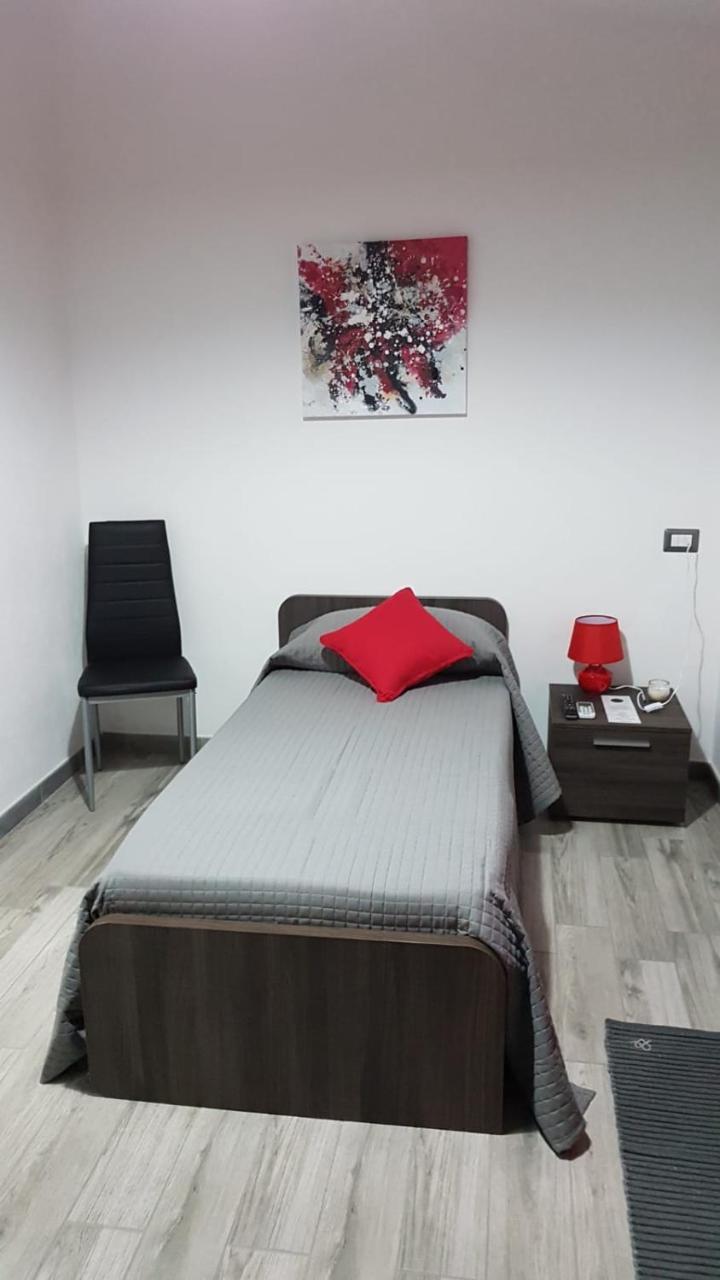 Domos Loru (Adults Only)