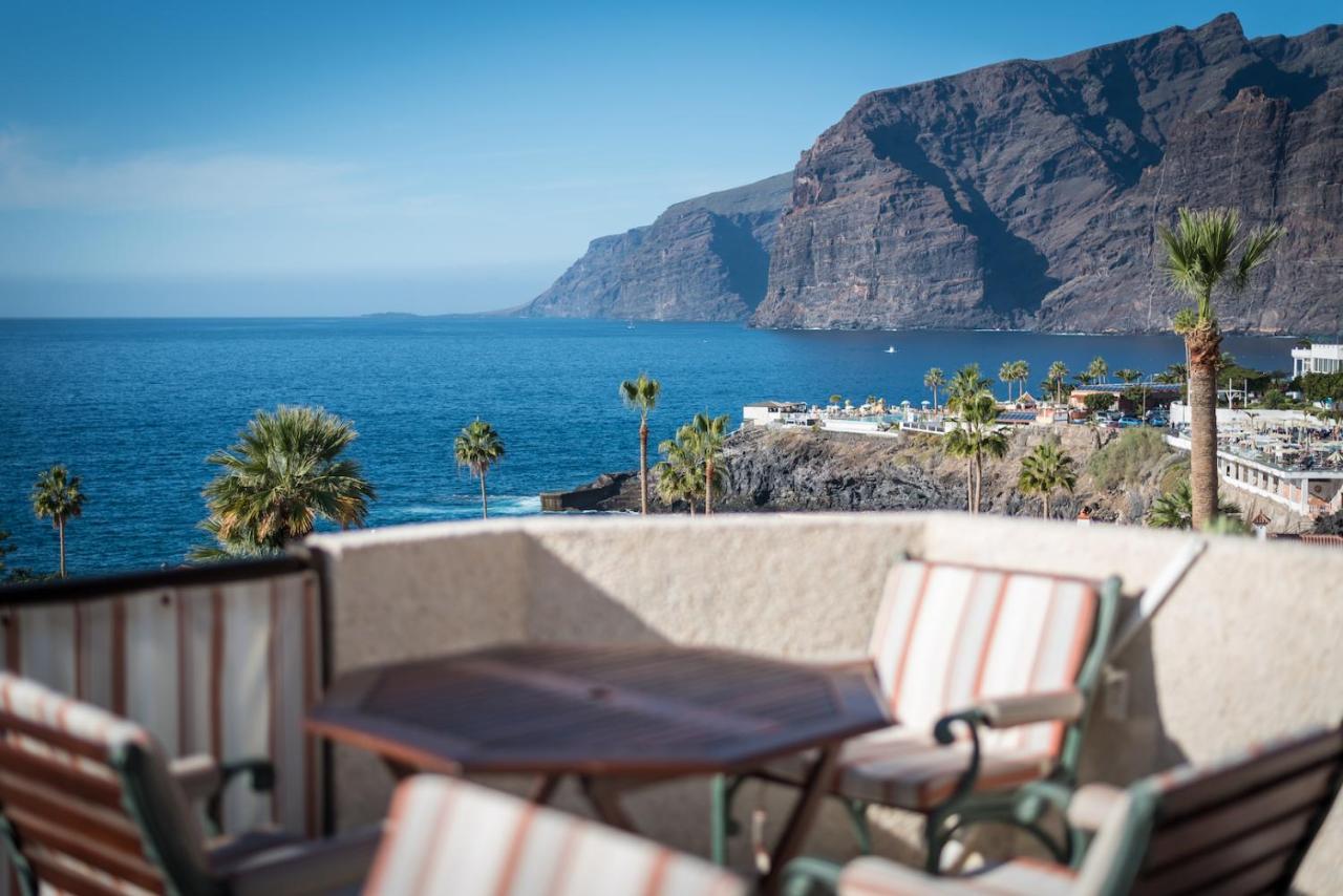 Sunset Two Bedroom Suite (Adults Only) 1