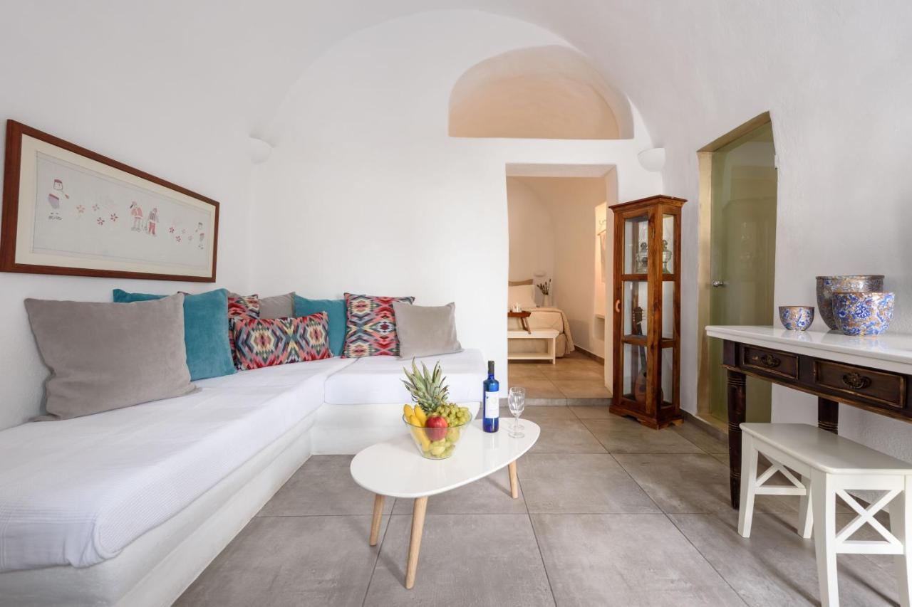 Arvanitis Cave Village 2