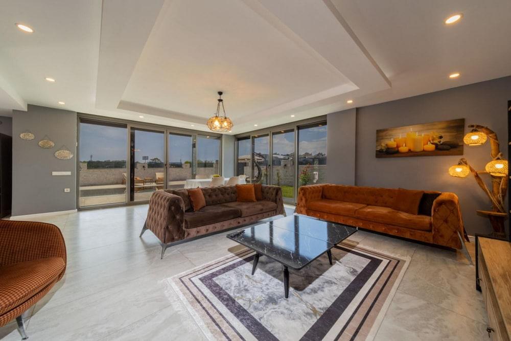 Luxury Villa with Private Pool Close To Lara Beach 2