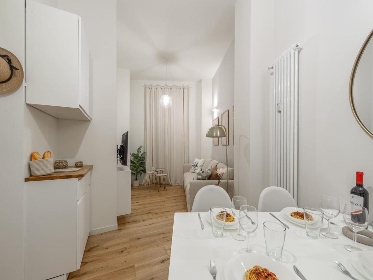 The Best Rent - Lovely One-Bedroom Apartment in Corso di Porta Vittoria 1