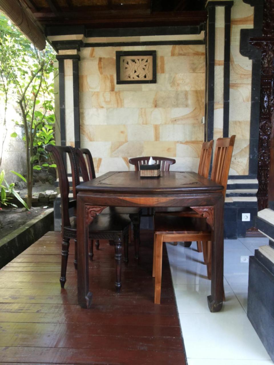 Rumah Keluarga Bali 1