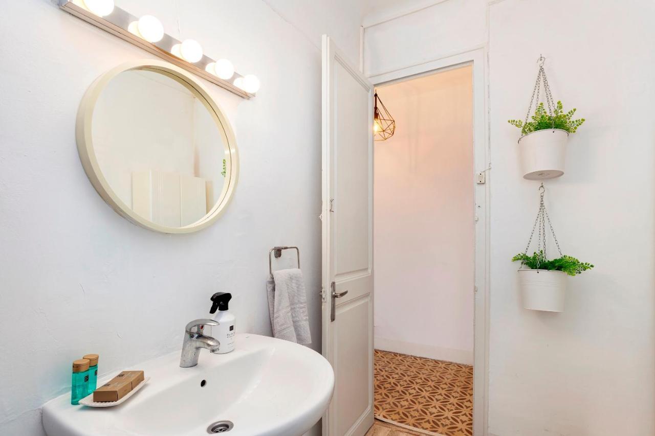 Sagrada Familia V by Enjoy Apartments 2