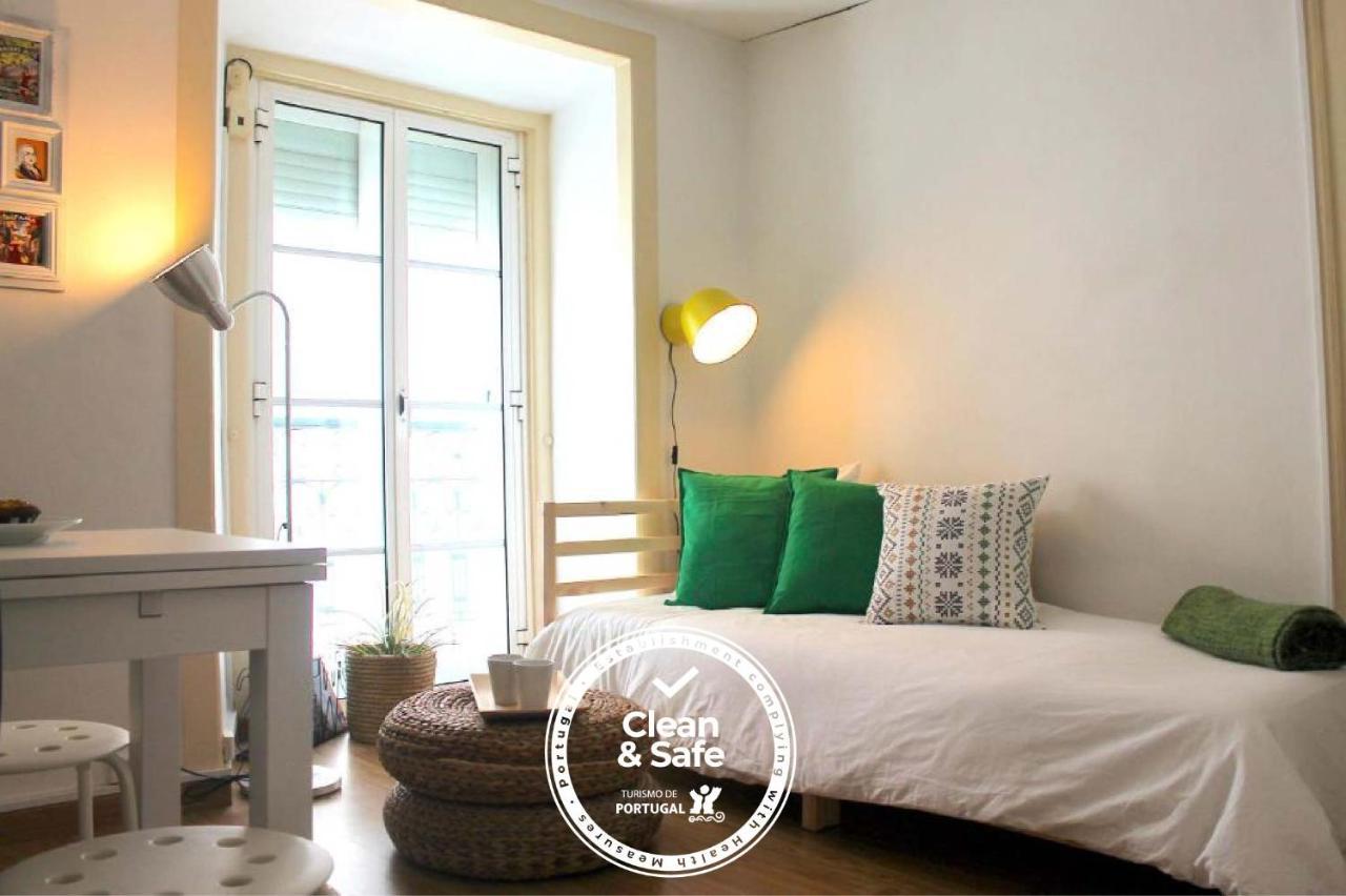 Window To Lisboa III