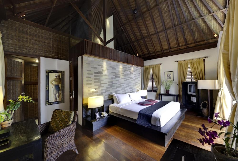 Aventus Luxury Beachfront Villa Gianyar 1