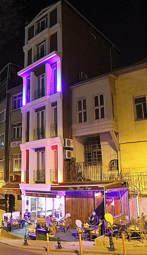 Blue Moon Apart Hotel