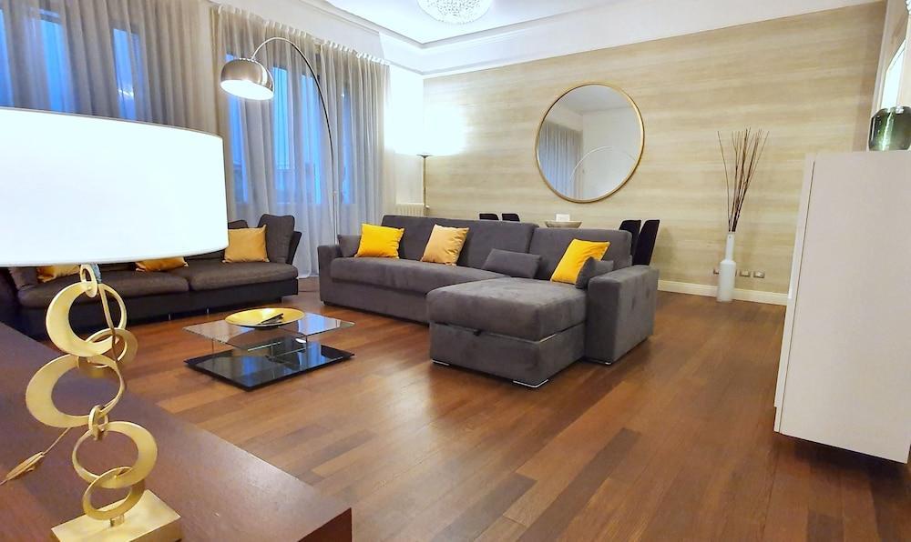 Heart Milan Apartments - San Sepolcro Duomo