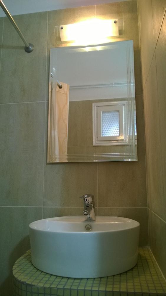 Villa Anemomilos Firostefani 2