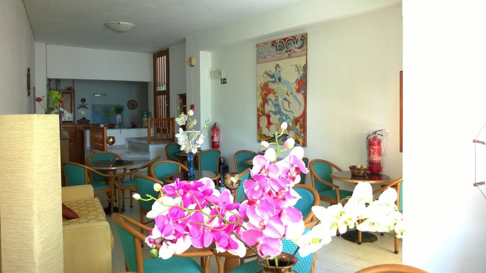 Villa Anemomilos Firostefani 1