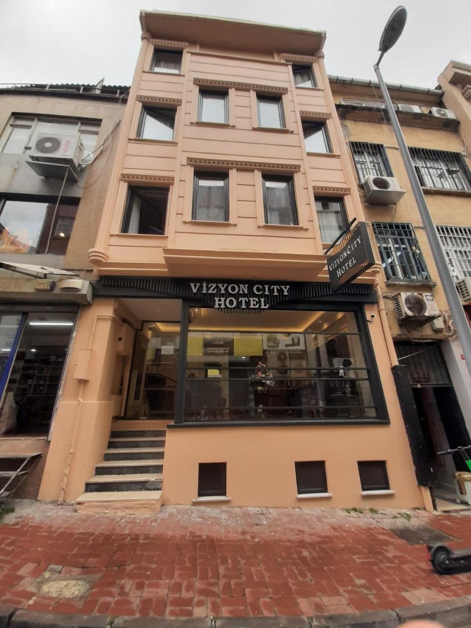 Grand Margarita Hostel (Adults only)