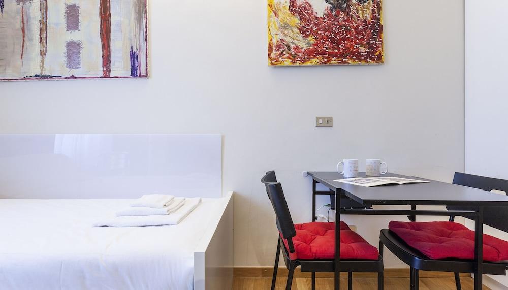 Italianway - Maroncelli 14 (Adults only) 1