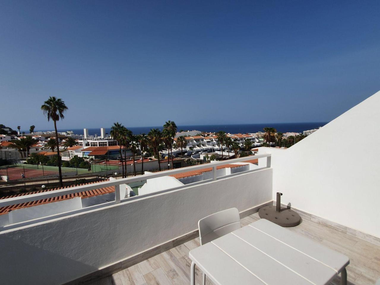 Lovely Sea View Free Wifi