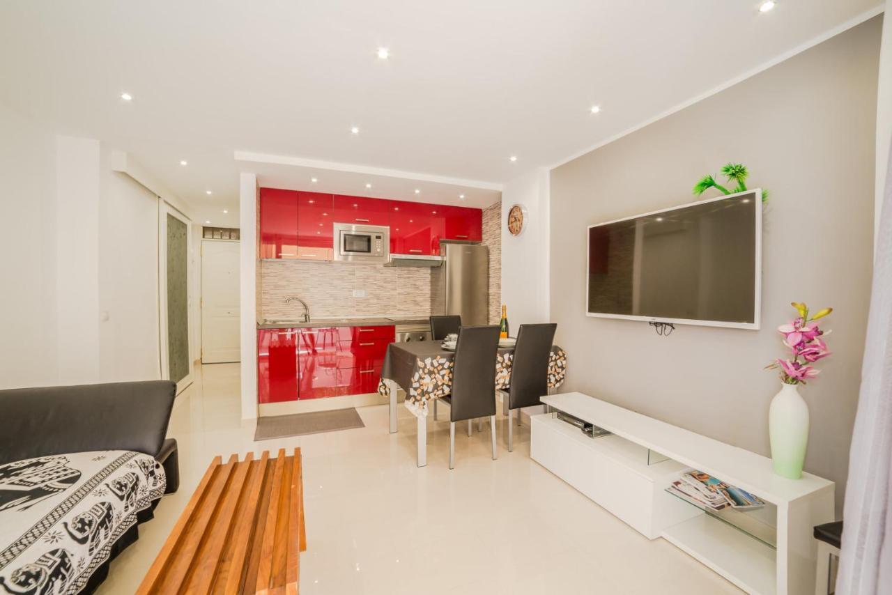 Un Dormitorio En Playa de las Americas 2