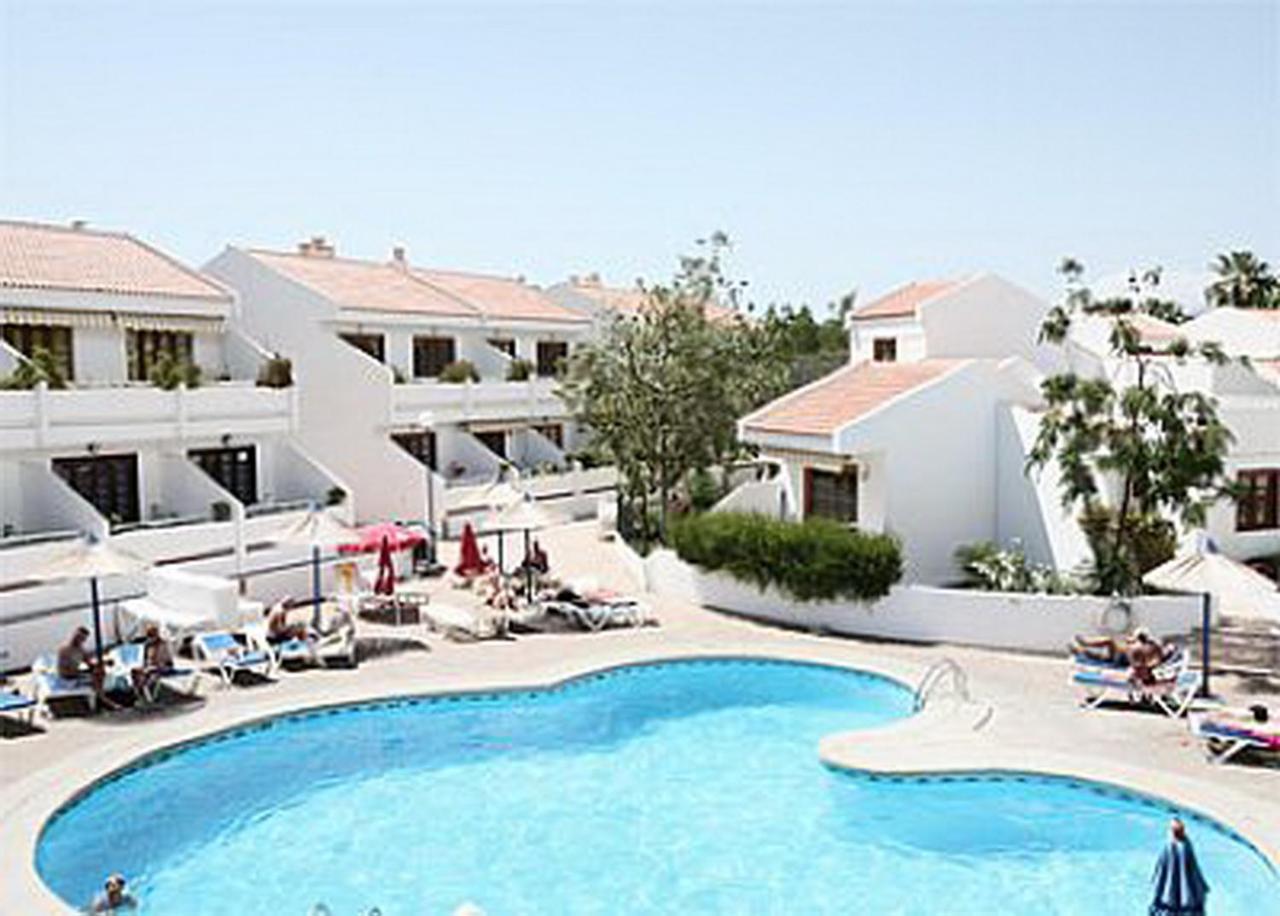 Nice Apartment on las Americas Beach