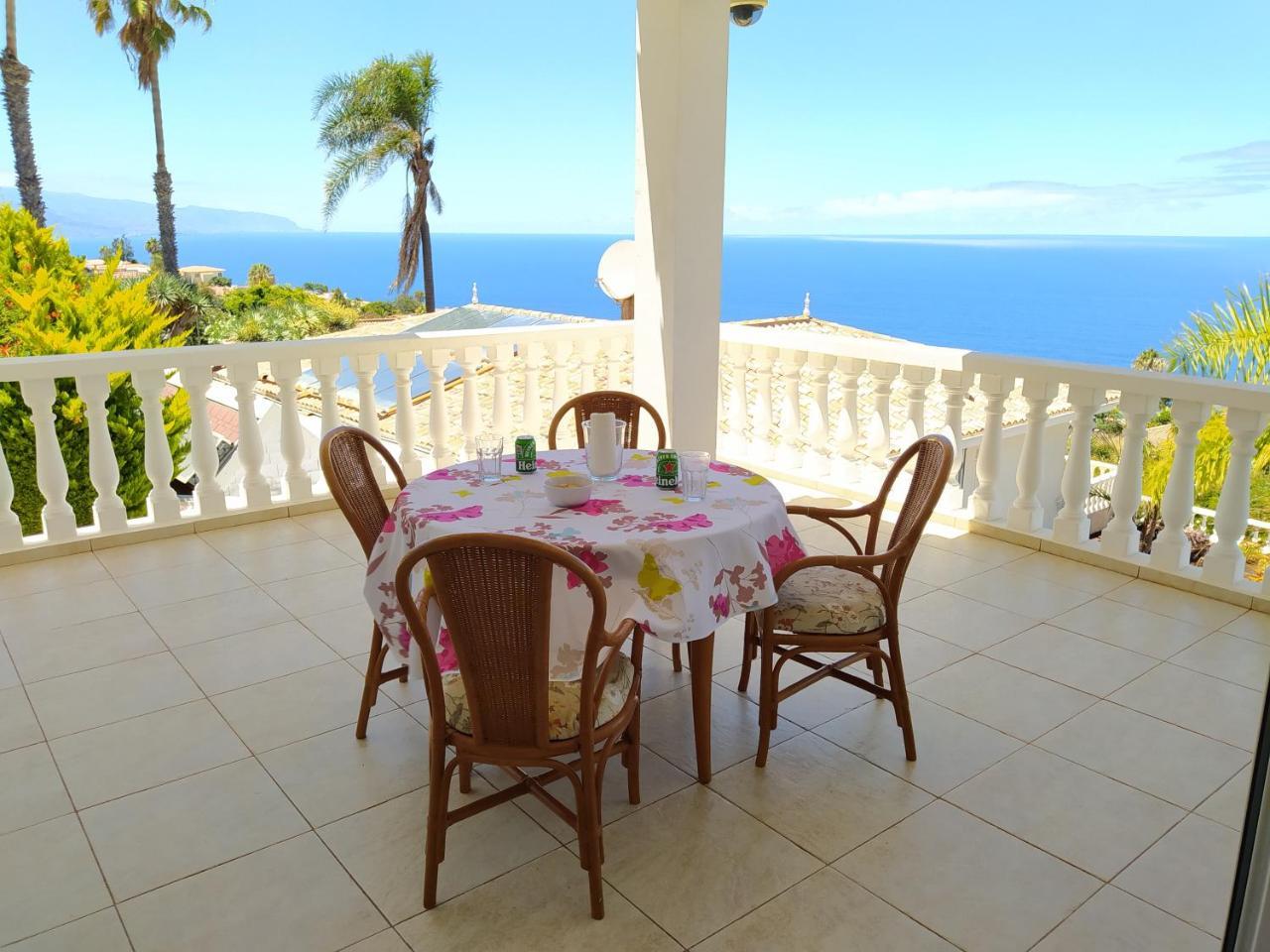Villa Carioca - with Private Pool, Marvelous Garden And Amazing Ocean View 1