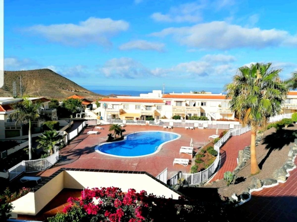 Lovely Apartment in Tenerife South 1