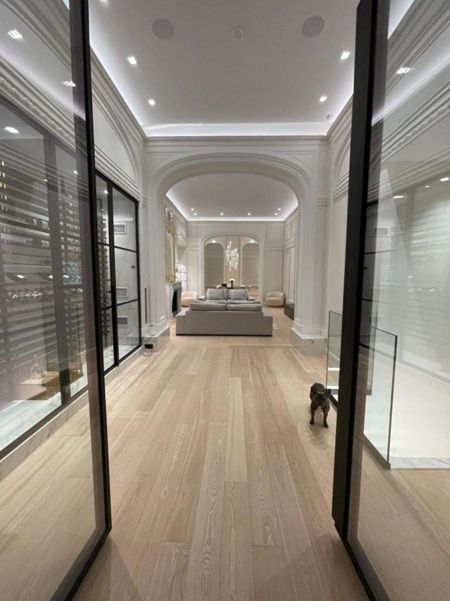 Luxury 3 Bedrooms Townhouse in Perfect Location