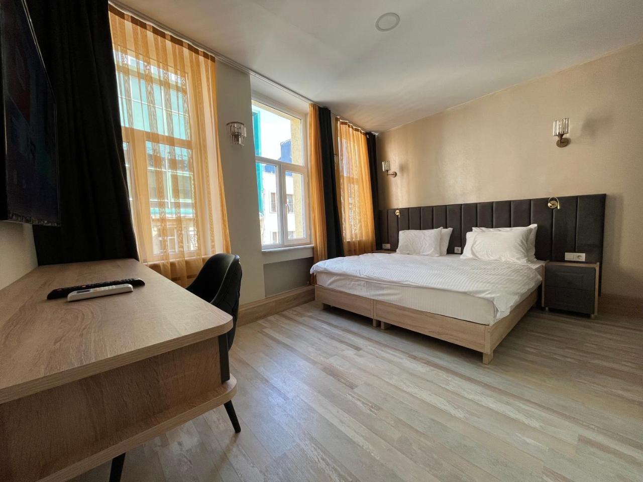 Genoa Port Hotel (Adults only)