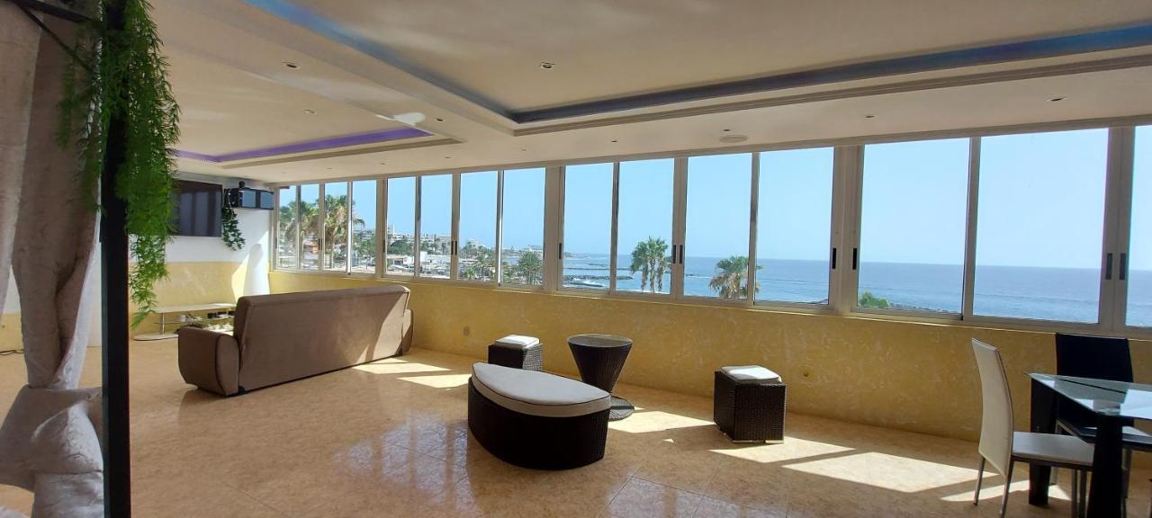 First Line of the Ocean, 3 Bedrooms & Free Wifi