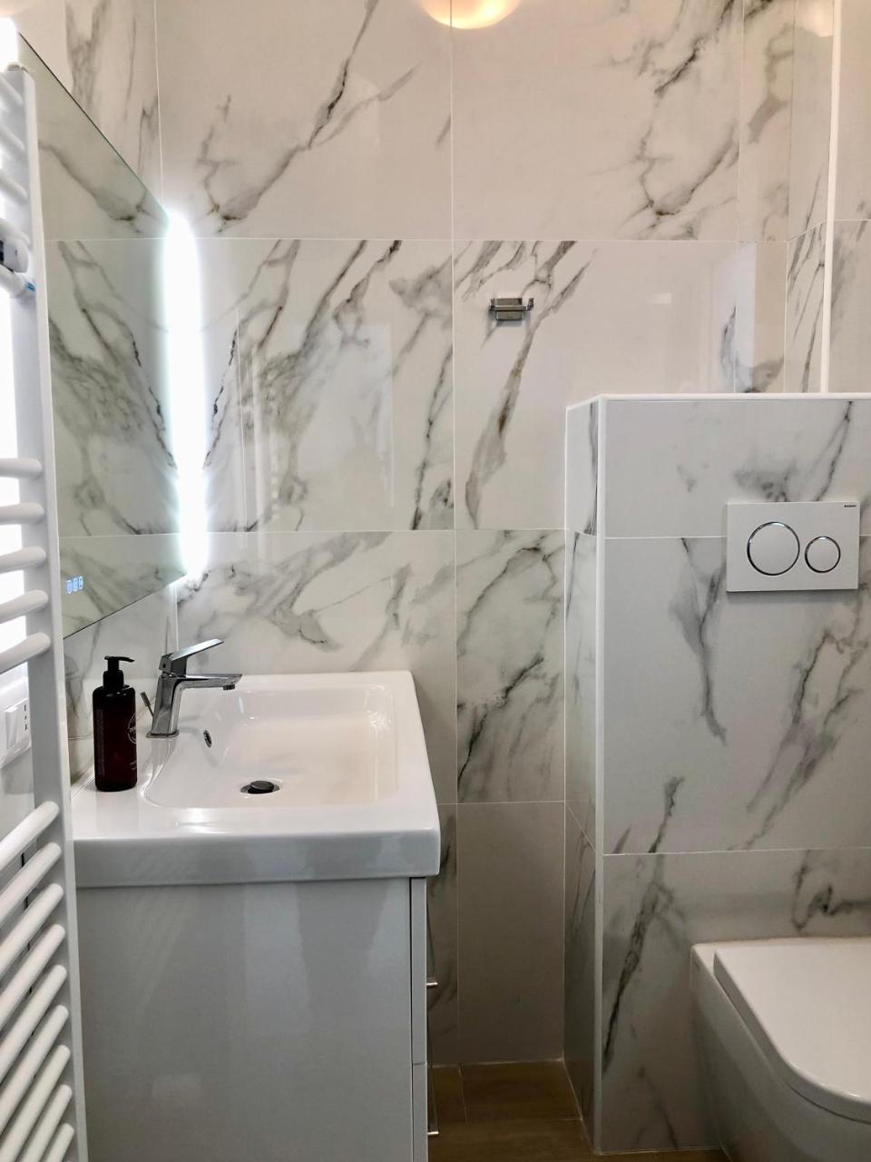 Relstay - Gae Aulenti - 1br (Adults Only) 1