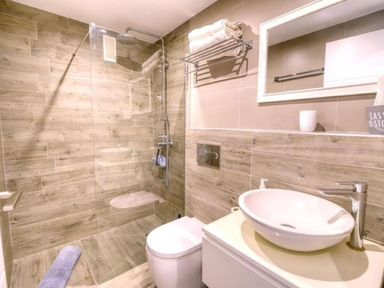 322 Playa Honda AC And Terrace 2