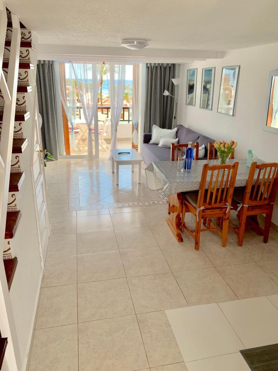 Parque Santiago 2, Playa de las Americas 1