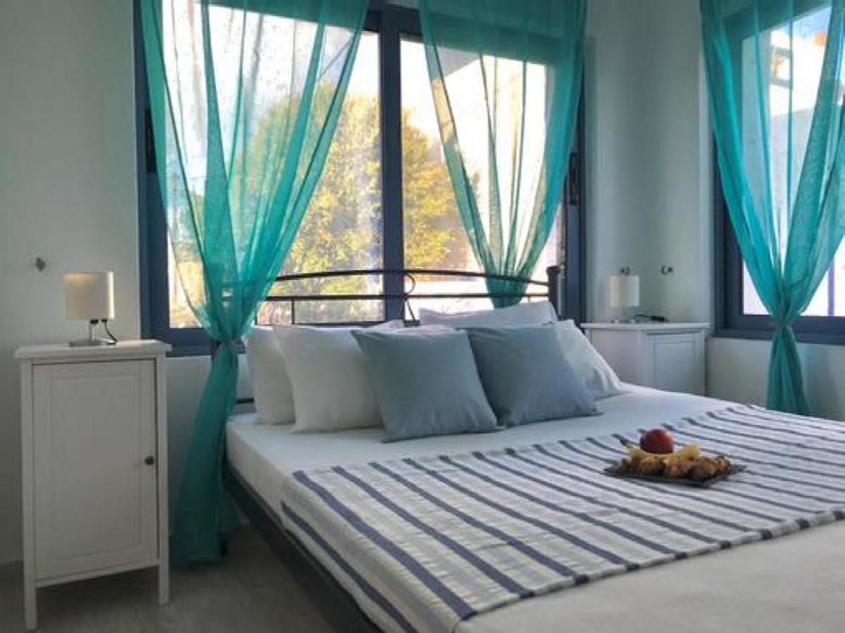 Rising Sun House Santorini 2