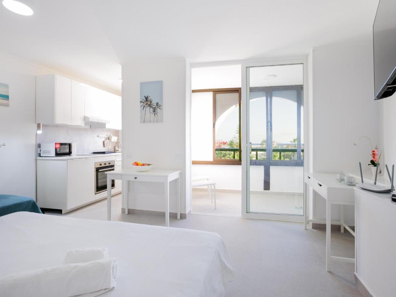 504 Parque Santiago II First Line To the Beach