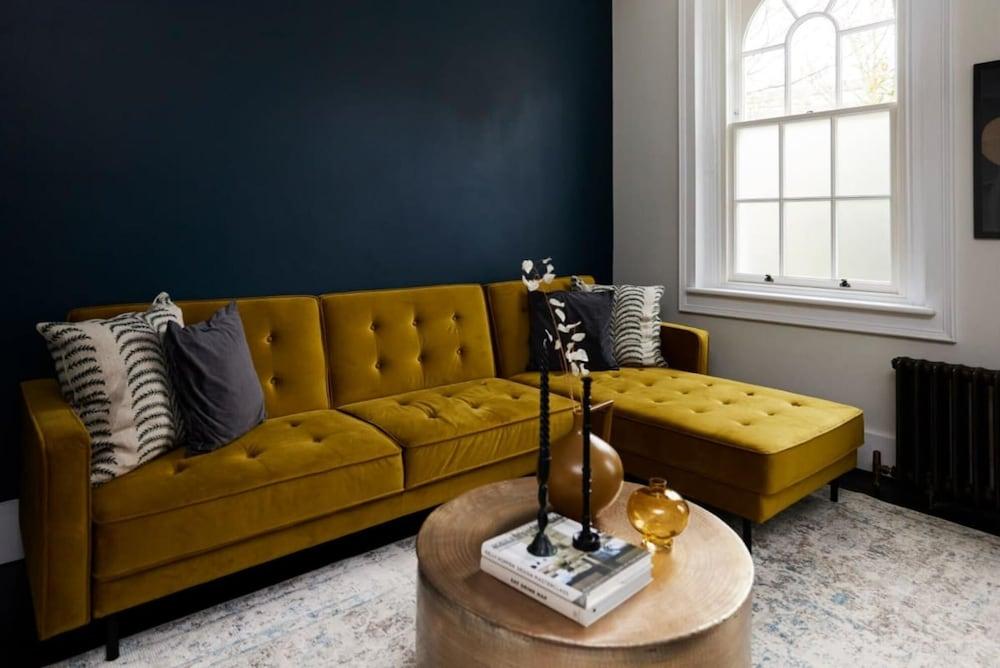 The Southwark Townhouse - Adorable 3bdr House with Garden 2