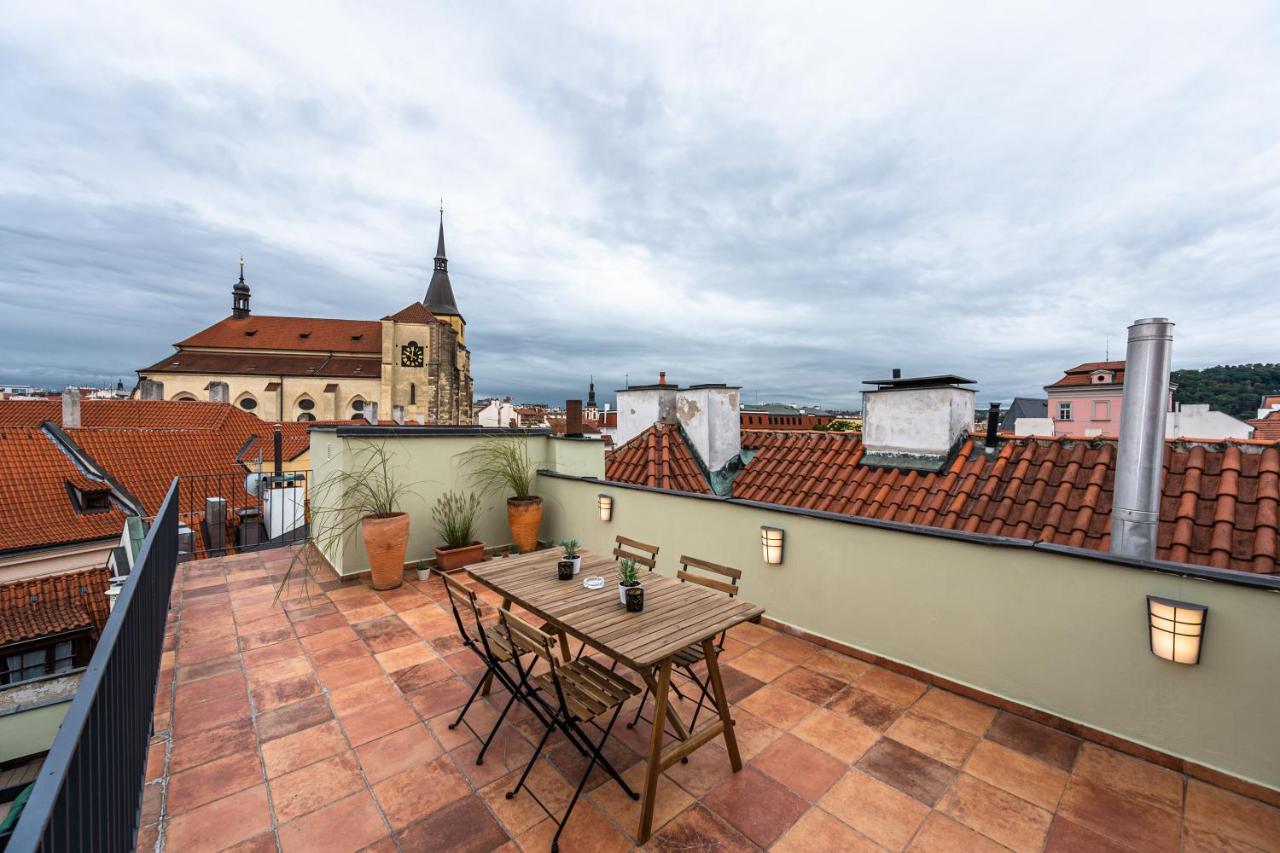 Charles Apartments in Old Town