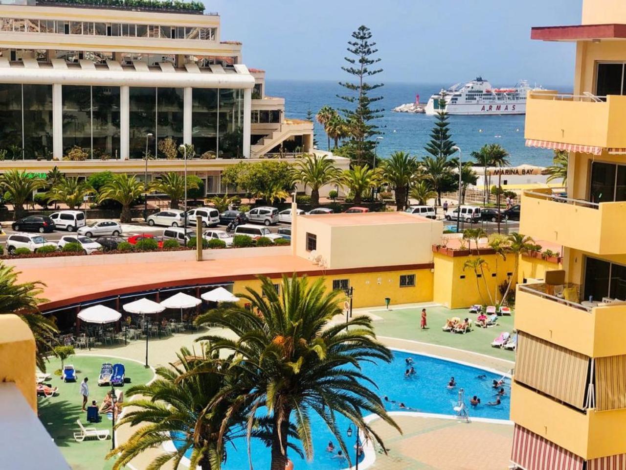 Los Angeles Apartment Los Cristianos